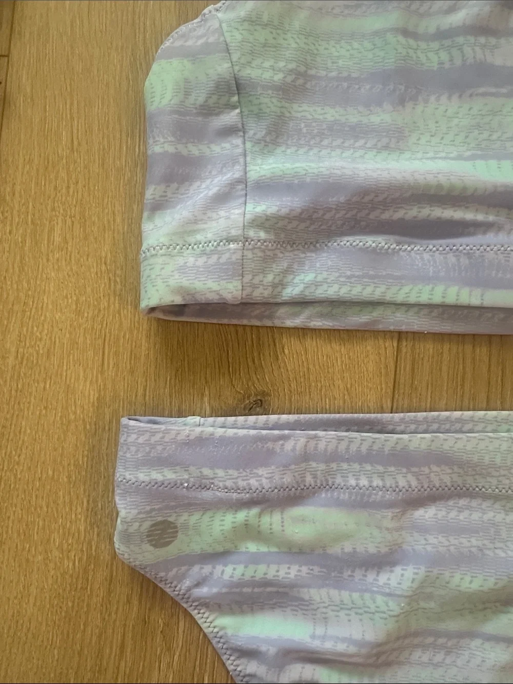 Bundle of 3 girls bikinis. Abercrombie. Zella. Billabong.